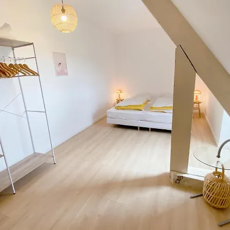 Le Velo Rouge - Airco & Parking Sarlat-la-Canéda